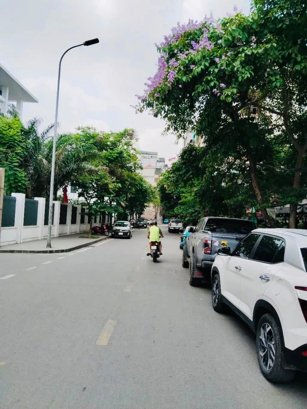 Bán đất Hoàng Cầu Đống Đa sát Vành đai 1 45m2