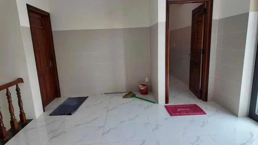 Bán nhà mái Thái góc 2 mặt tiền 10x30m, 4PN, Hòa Long, TP Bà Rịa, giá 5,35 tỷ - Ảnh thu nhỏ 5