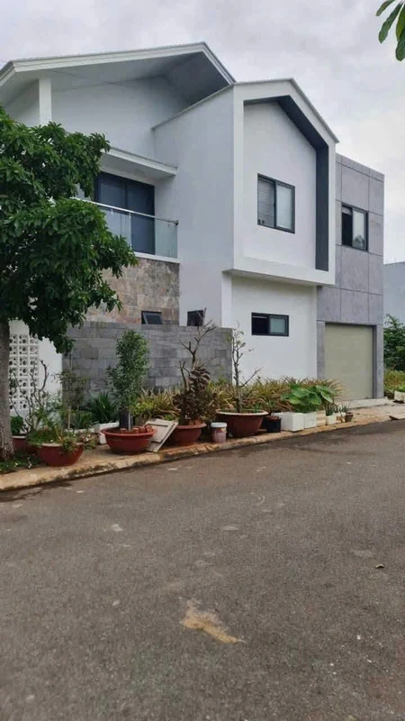 Bán biệt thự mini góc 2 mặt tiền 120m² gần Võ Văn Kiệt, Bà Rịa