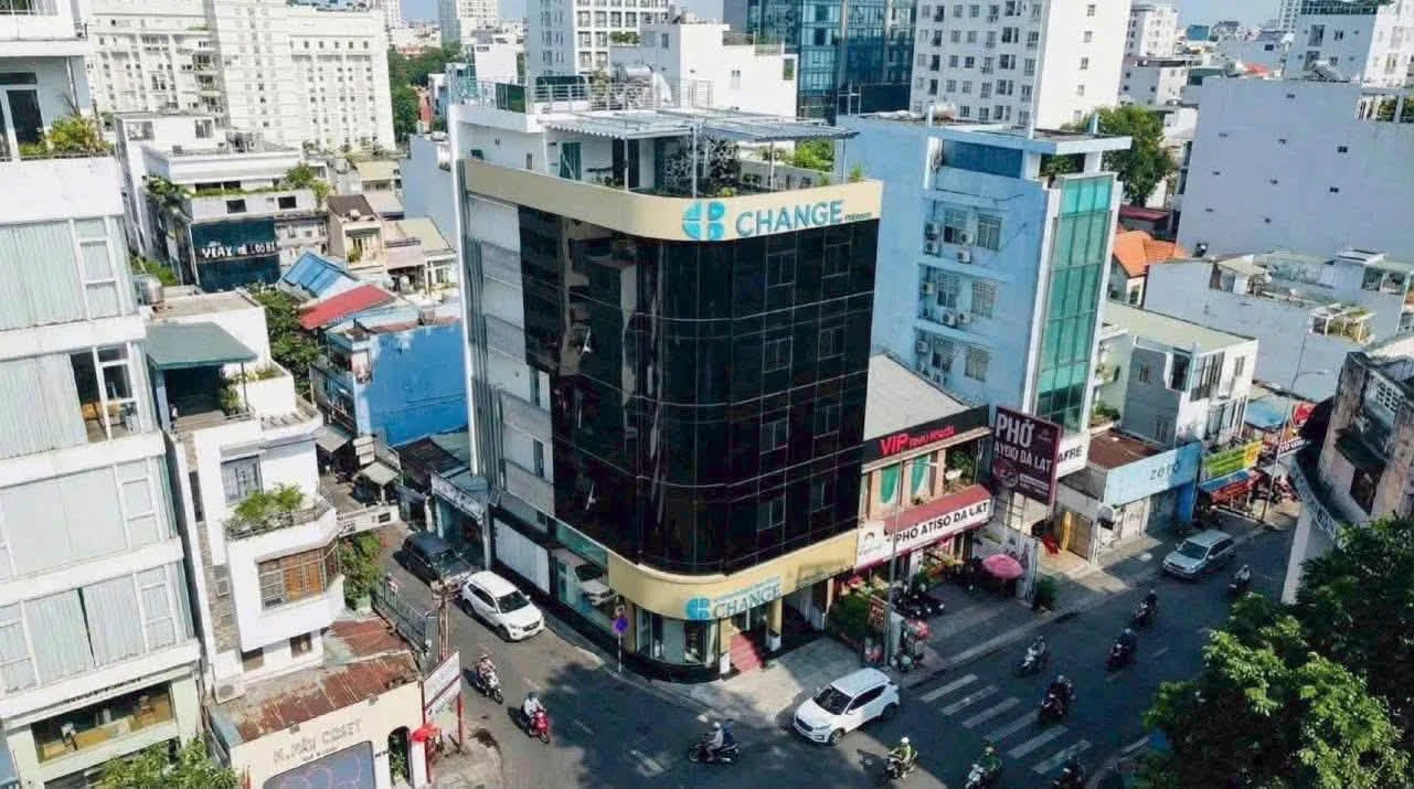 Bán nhà góc 2 mặt tiền 127.7m² Quận 3 - Ảnh 1