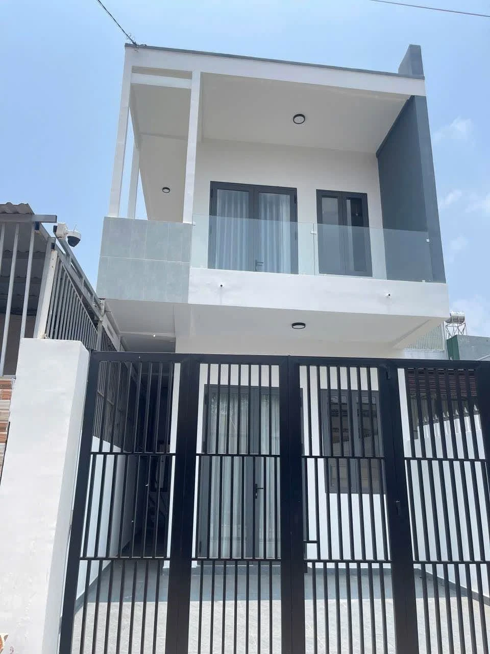 Bán nhà mới 1 trệt 1 lầu 5x20m, 3 phòng ngủ, đối diện chợ Duy Hòa, Khánh Xuân - Ảnh 1
