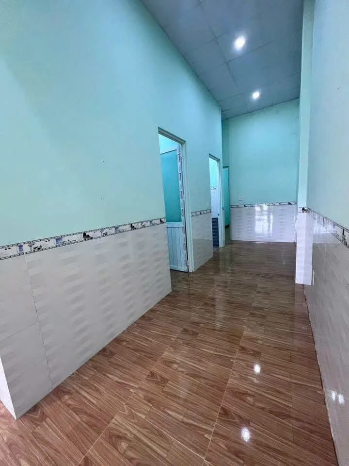 Bán nhà hẻm 150m² 3 phòng ngủ Hóc Môn 1 tỷ 100 triệu - Ảnh thu nhỏ 3