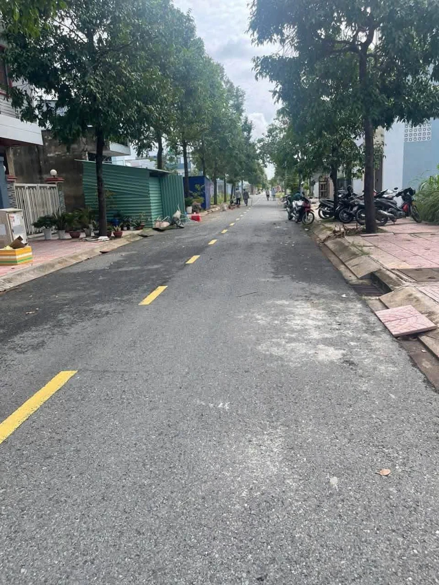 Bán lô đất 4x18m đường D2 KDC Idico 2, Phường 6, Tân An, giá 1,8 tỷ - Ảnh thu nhỏ 2