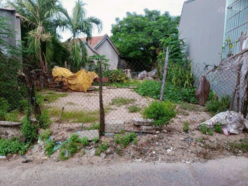 Chỉ 1,45 tỷ có ngay lô đất 100m2 gần Nhà máy Bia, Đường Nguyễn Trung Trực. - Ảnh 1