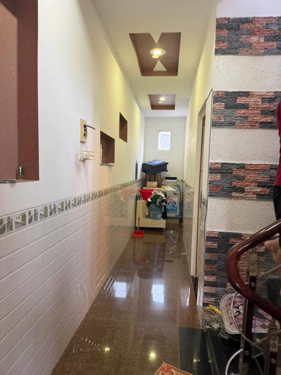 Bán nhà mặt tiền 1 trệt 2 lầu 58m² Phan Thiết - Ảnh thu nhỏ 3