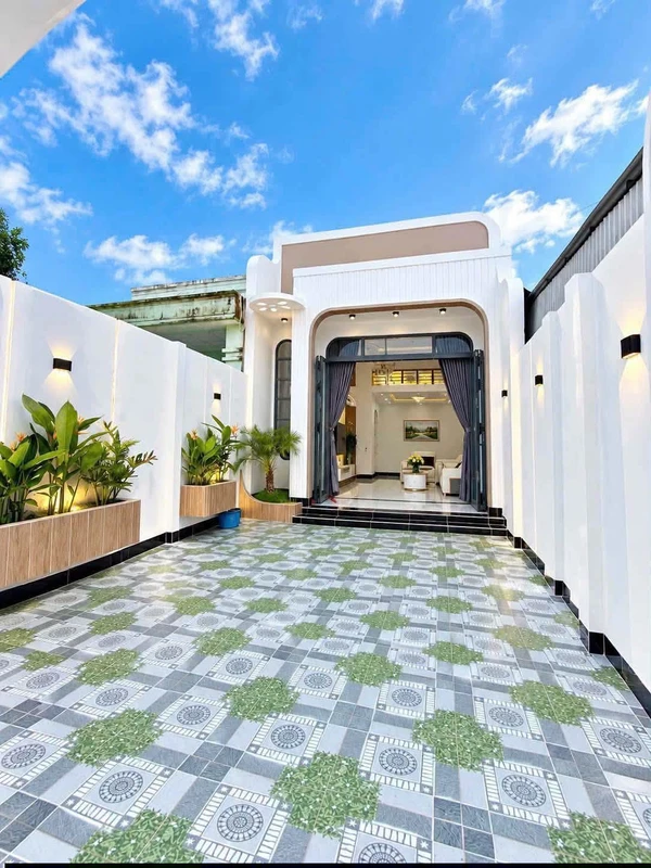 Bán nhà 3PN kiên cố 100m² Long Hoa Tây Ninh