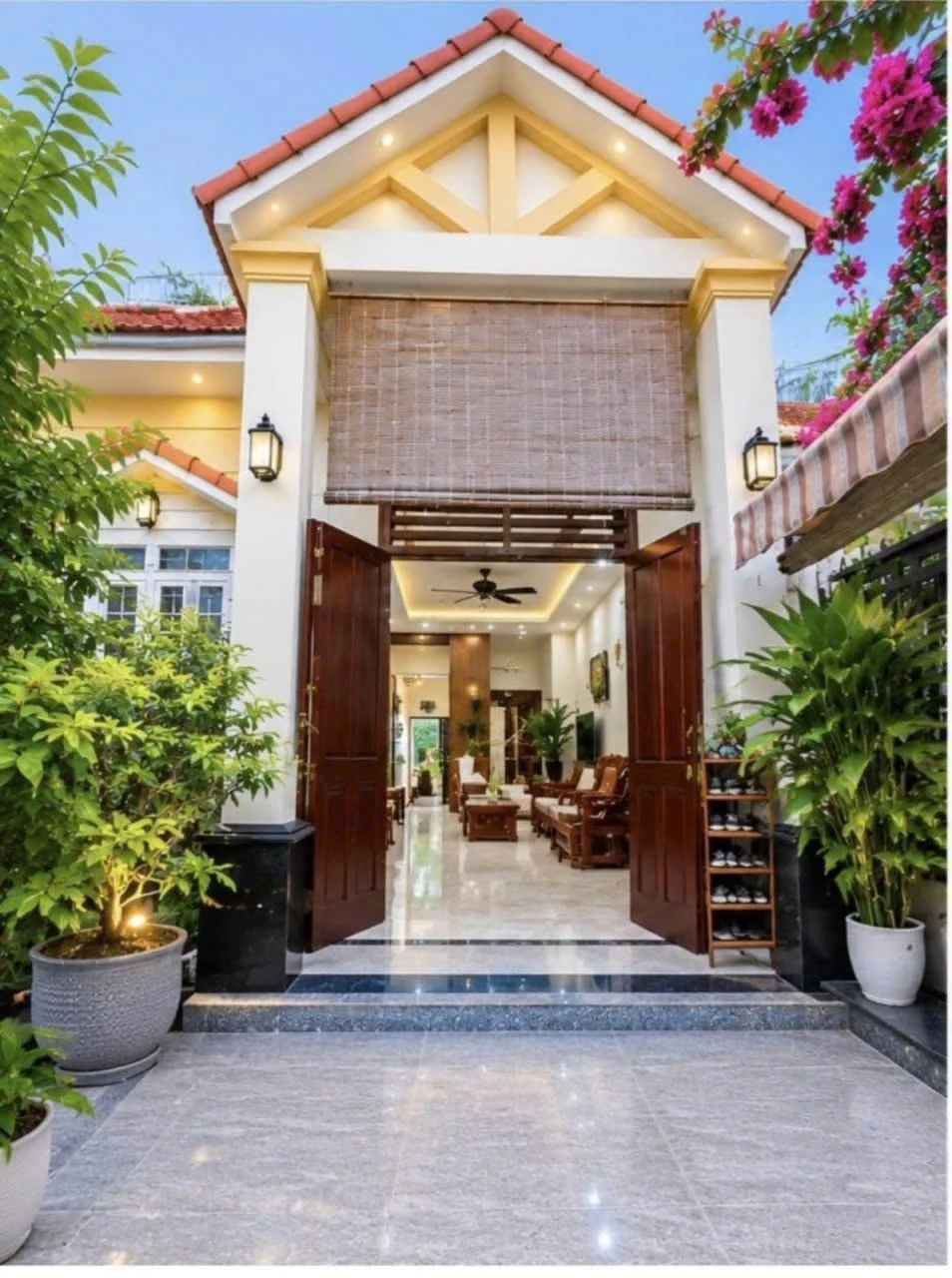 Bán nhà Lã Xuân Oai 102m² 3 phòng ngủ 7.8 tỷ Quận 9 - Ảnh 1