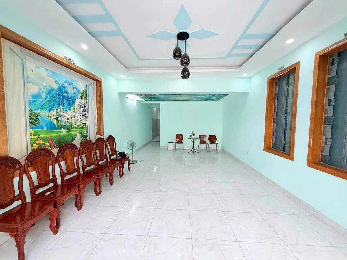 Bán nhà 1 trệt 1 lầu 3PN 85m2 Trương Công Định, Vũng Tàu - Ảnh 1