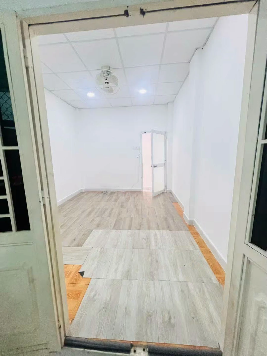 Cho thuê nhà 2PN, 30m² tại Vạn Kiếp, Bình Thạnh 10tr/tháng - Ảnh thu nhỏ 4