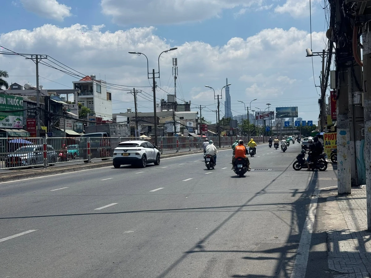 Bán mặt tiền Quốc lộ 13 Hiệp Bình Chánh 320m2, giá 51 tỷ - Ảnh 1