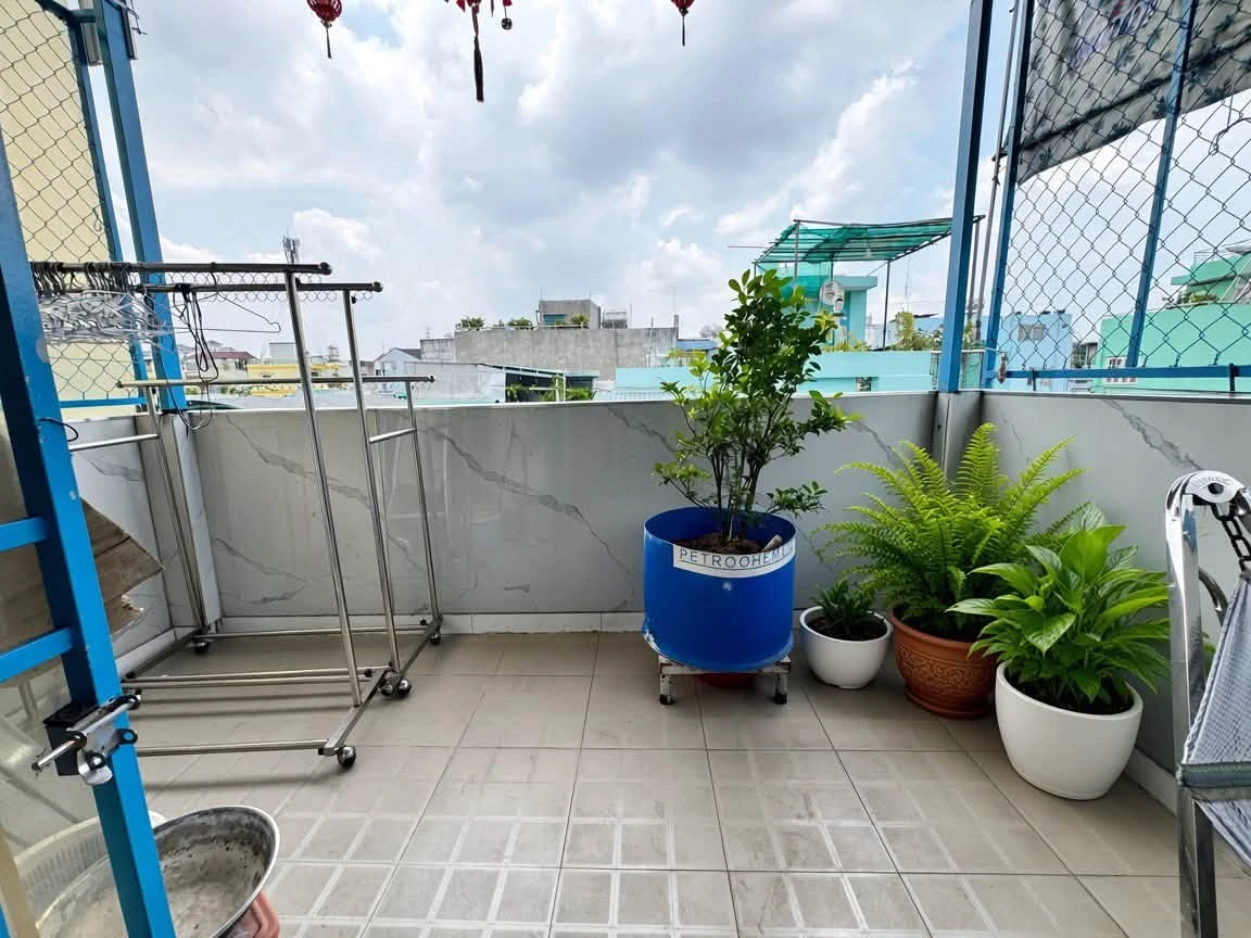 Bán nhà 4 tầng hẻm 3m5 gần Lê Đại Hành, Quận 11, 60m² sử dụng, giá hơn 2 tỷ - Ảnh thu nhỏ 5