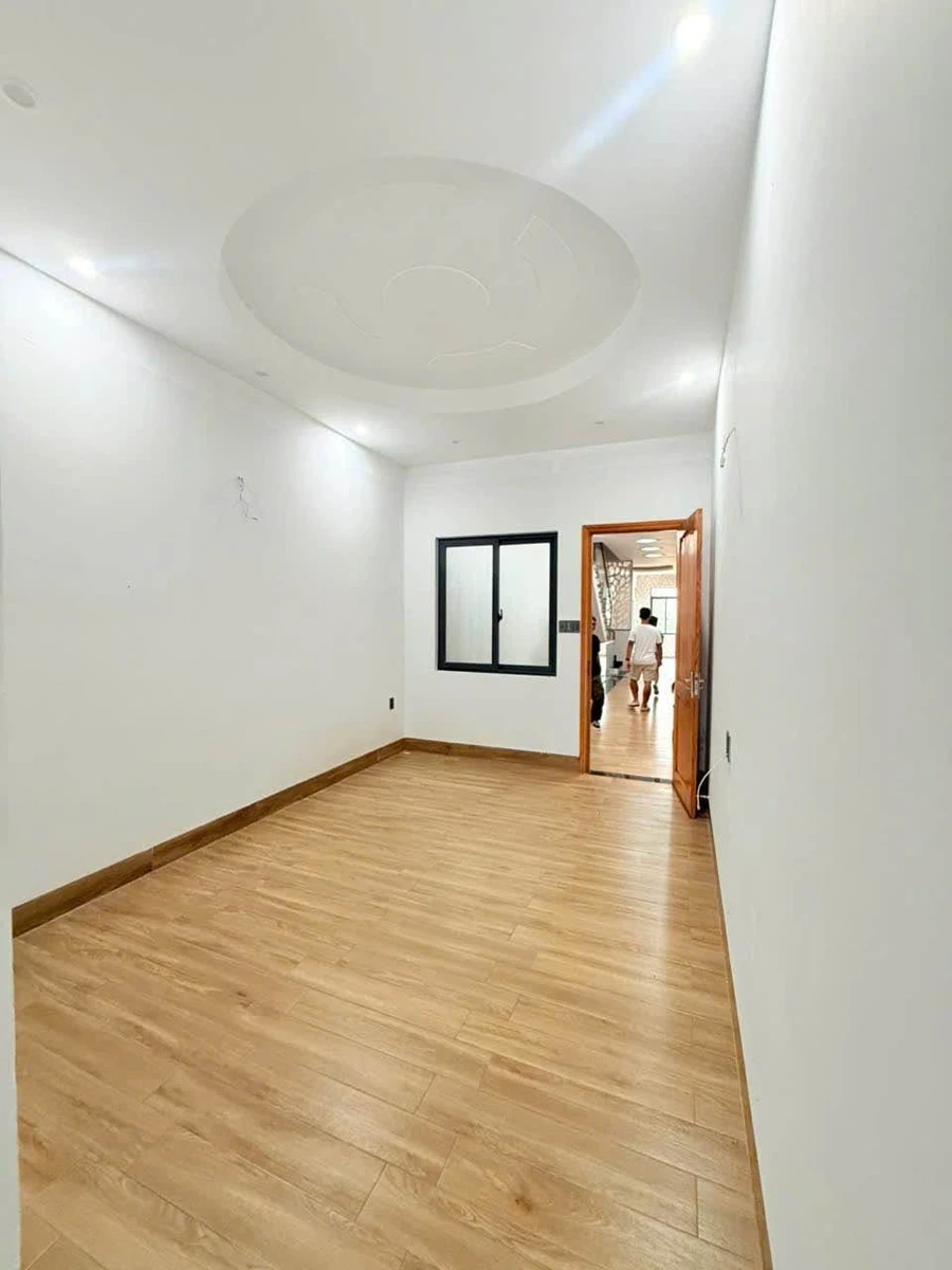Cho thuê nhà mặt tiền 560m² Vũng Tàu 24 triệu/tháng - Ảnh thu nhỏ 3