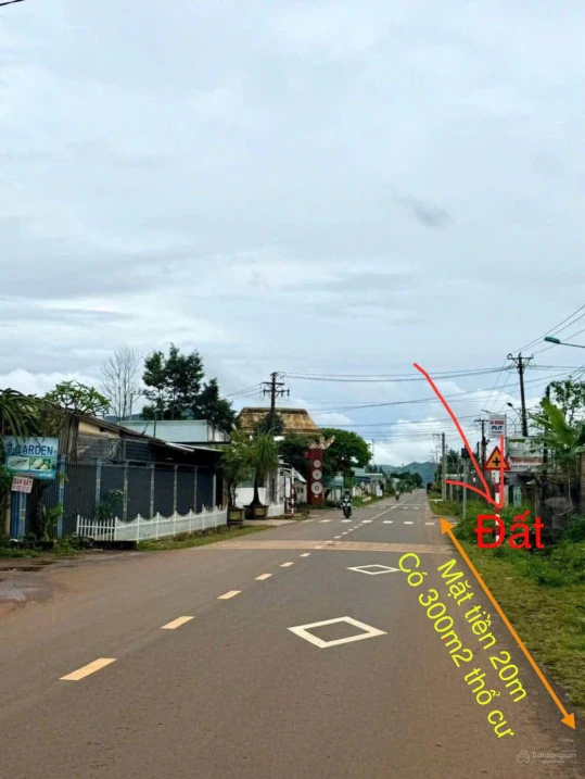 Chính chủ bán đất mặt đường Đào Duy Từ, TP Pleiku, đất sát Biển Hồ. Giá rẻ. LH 0986 853 ***