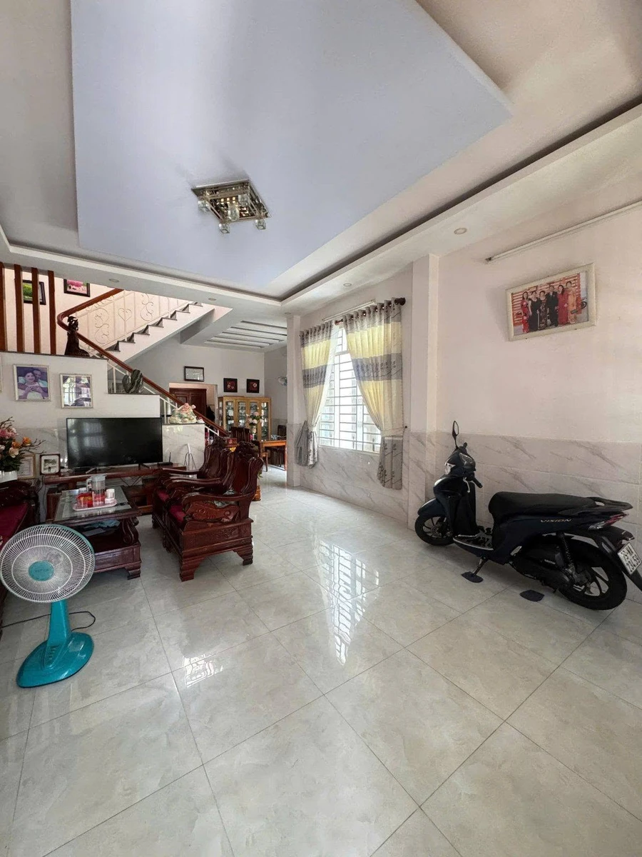 Bán nhà phố 2 lầu 90 m² Nha Trang 4,5 tỷ - Ảnh thu nhỏ 4