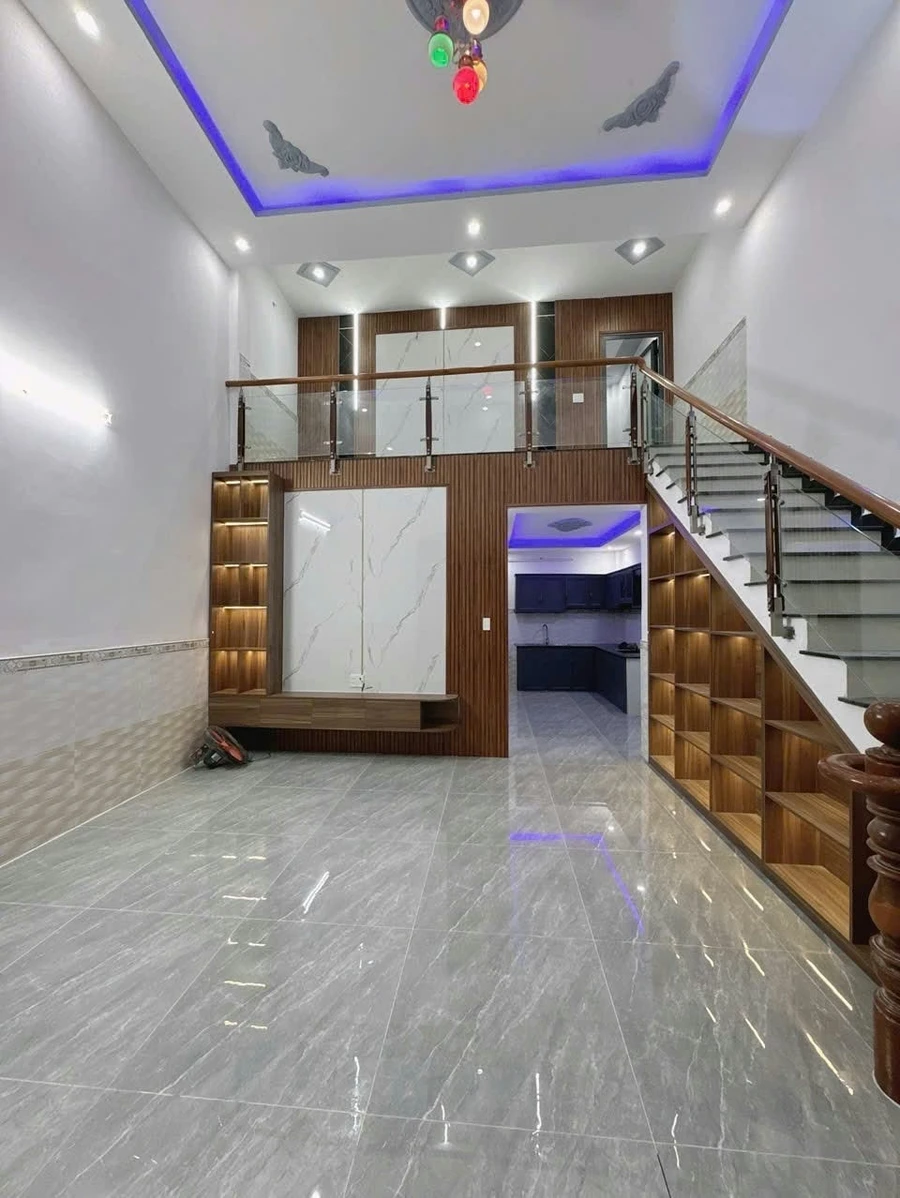 Nhà cấp 4 57m2, 2 phòng ngủ Dĩ An 3.79 tỷ - Ảnh thu nhỏ 2