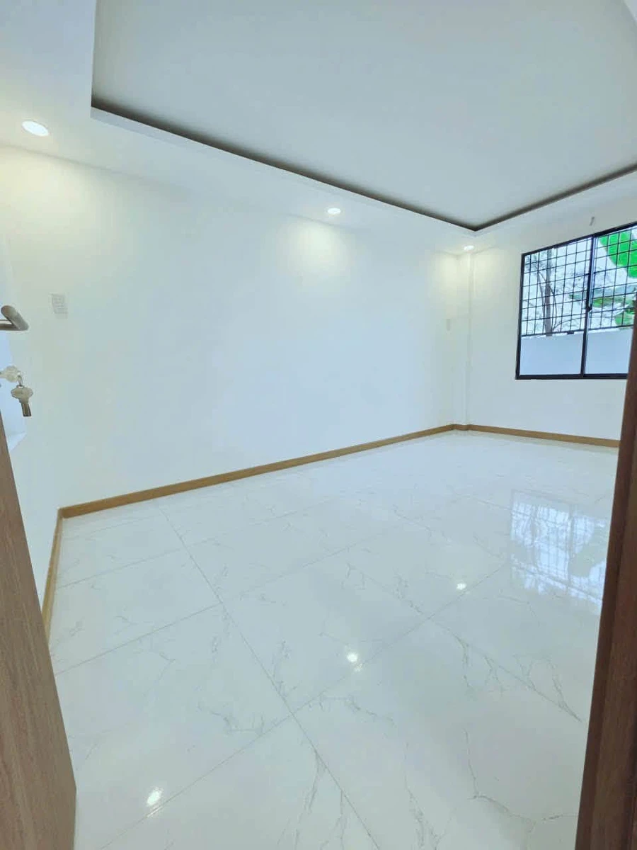 Bán nhà 2 tầng 65.8m² Xóm Chiếu Bình Tân, 3PN, giá 3.85 tỷ - Ảnh thu nhỏ 4