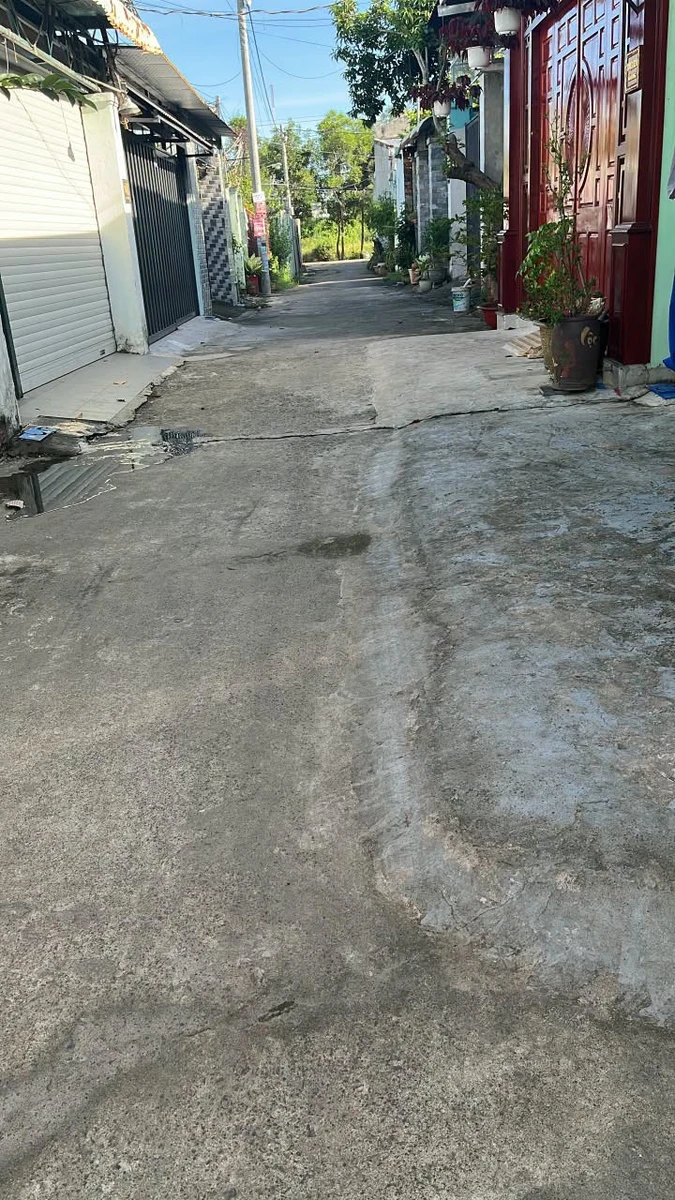 Bán nhà cũ sổ riêng 90m² Đô Lương Quận 1 - Ảnh 1