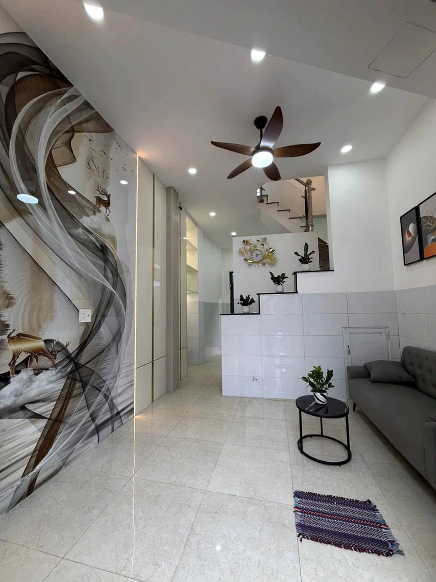 Bán nhà hẻm 4 tỷ 990 triệu, 82.5m² Quận 6 - Ảnh thu nhỏ 3