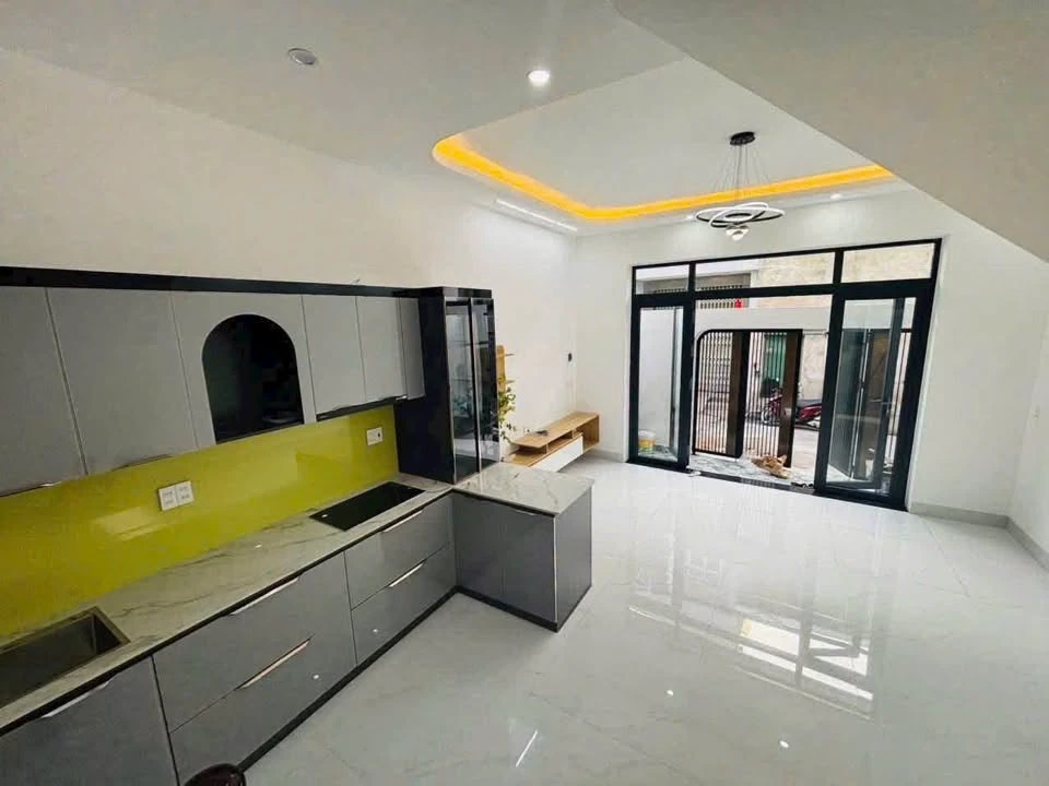 Bán nhà 2 tầng mặt hẻm 78m2 Lê Lợi, Quận 5 - Ảnh thu nhỏ 4