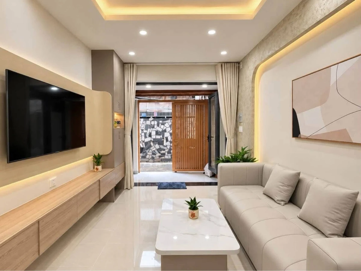 Bán nhà phố 2 tầng, 2PN, 38m² Hàng Xanh, Quận 1, 5.5 tỷ - Ảnh thu nhỏ 3
