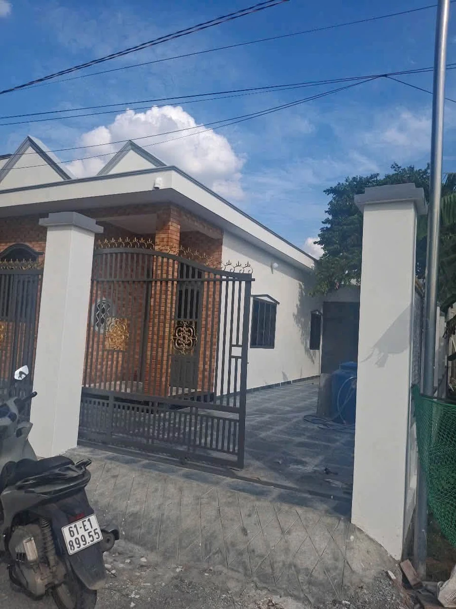 Bán nhà sổ riêng 222,6m2, 3PN 2WC, gần chợ Tân Ba, Thái Hòa, Tân Khánh - Ảnh thu nhỏ 2