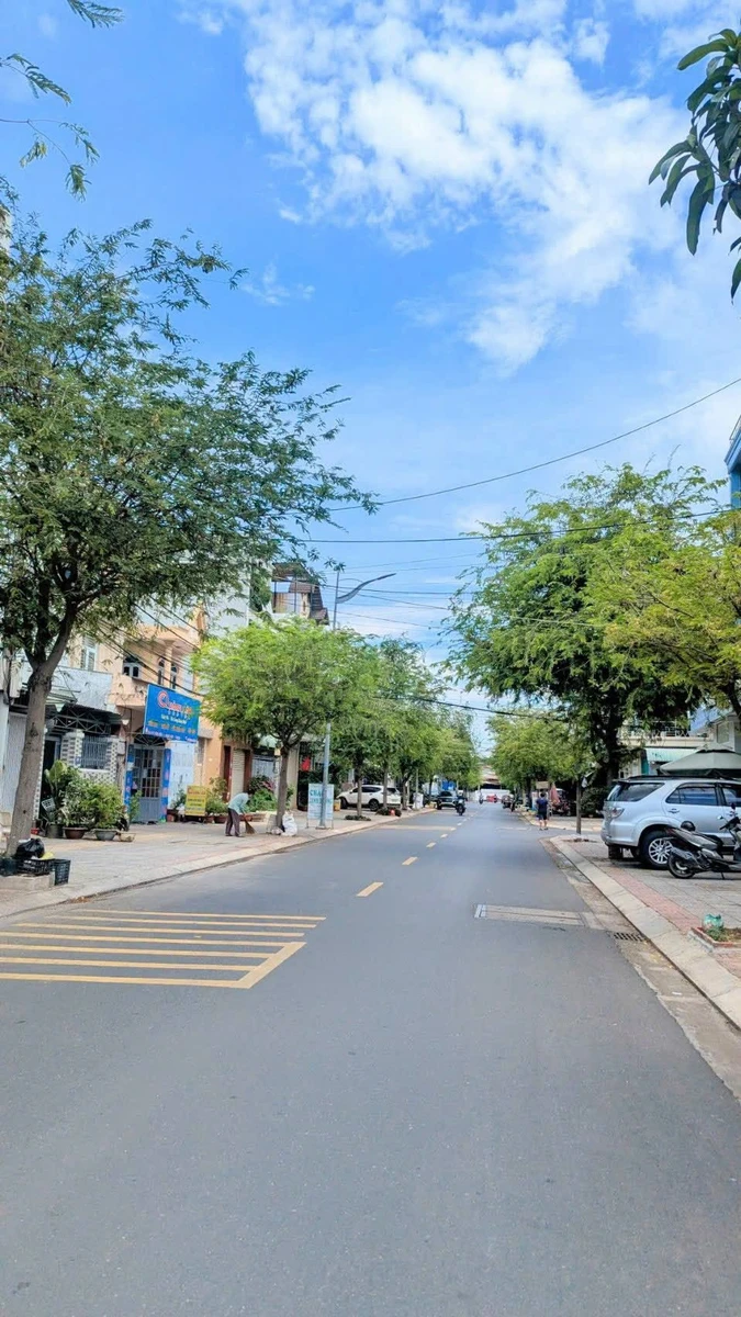 Bán shophouse 2 mặt tiền 75 m² Võ Văn Tần Vũng Tàu - Ảnh 1