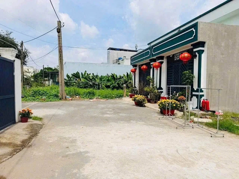 Bán 2 lô đất liền kề 100 m² Bến Lức Long An