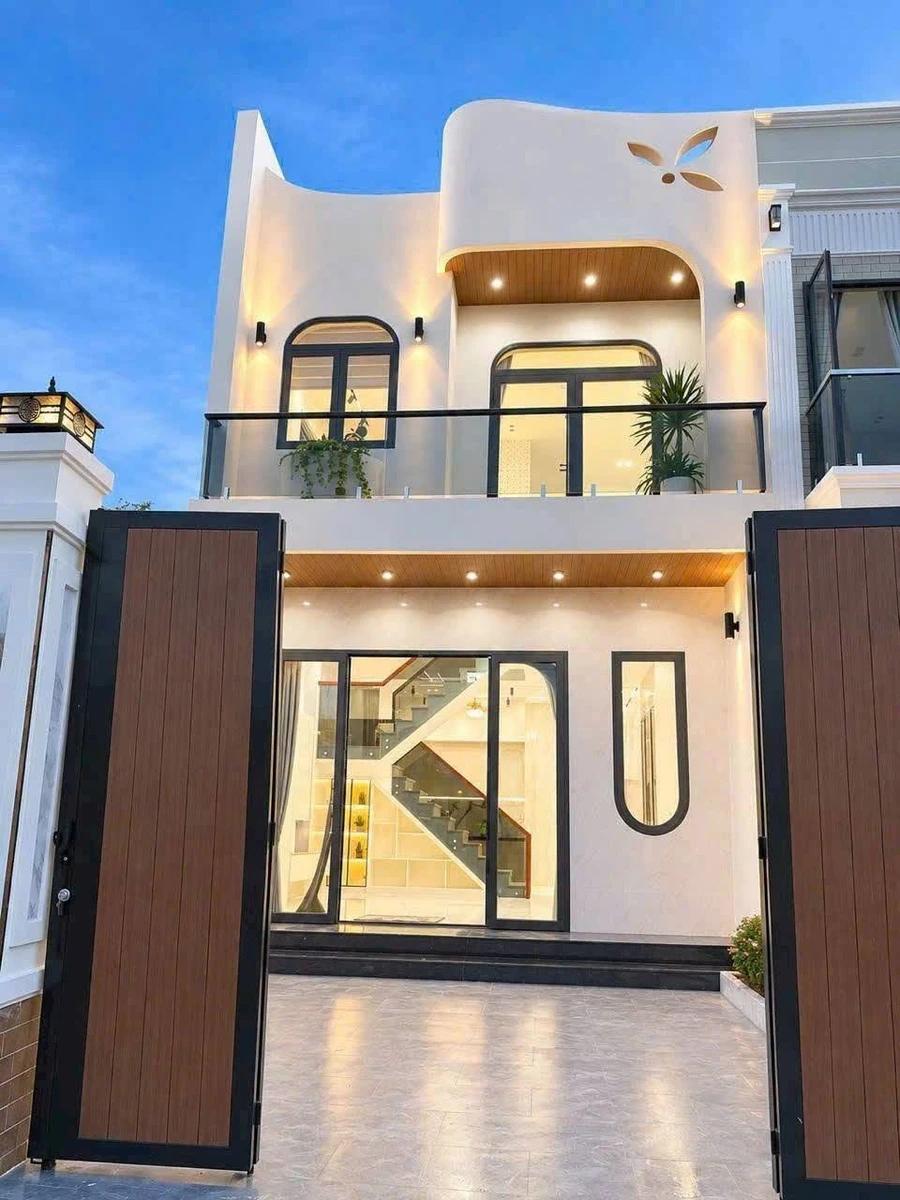 Bán nhà 1 trệt 1 lầu 135m2 mới xây, 3 phòng ngủ, Long Điền, giá 3,2 tỷ - Ảnh 1