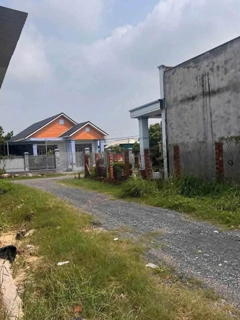 Bán nhà mới 99%, 82.5m² sát chợ Trường Lưu, 760 triệu - Ảnh thu nhỏ 3