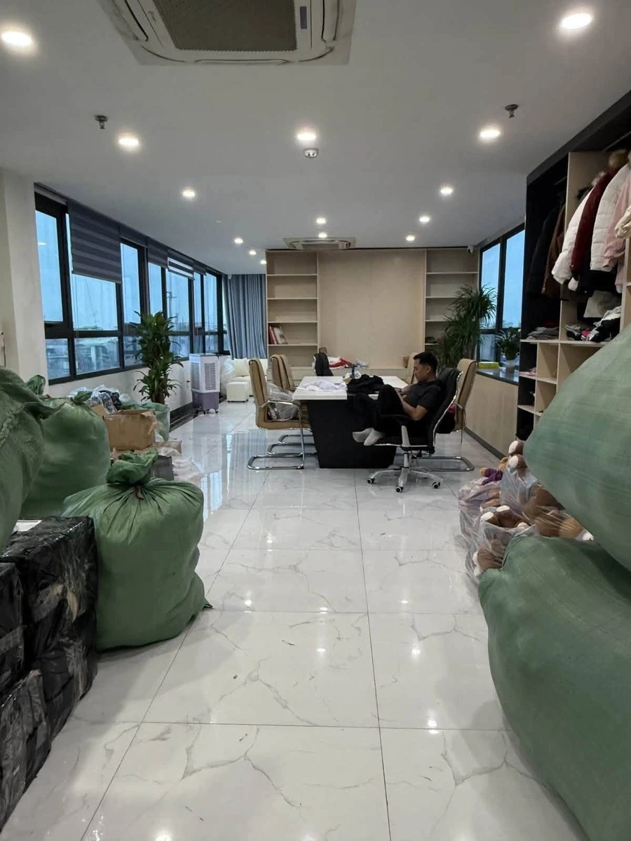 Toà văn phòng 8 tầng 80m² mặt tiền 4.8m, 52 tỷ Cầu Giấy - Ảnh thu nhỏ 4