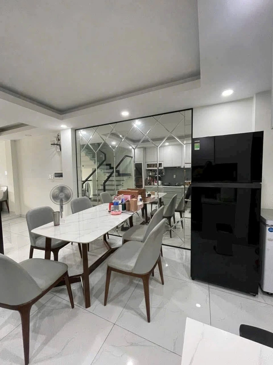 Nhà bán 4 phòng ngủ 228m² Quận 12 giá 7.6 tỷ - Ảnh thu nhỏ 4