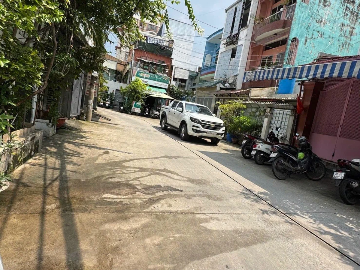 Bán nhà phố 5 tầng 54m² Lạc Long Quân Quận 11 - Ảnh thu nhỏ 3