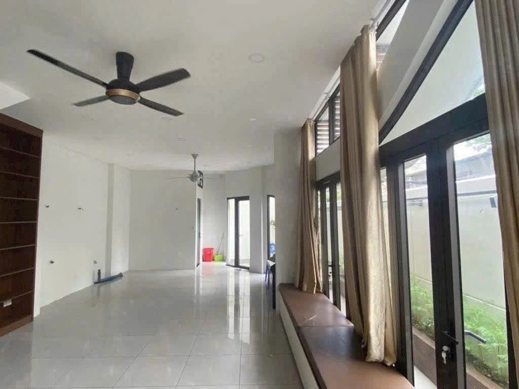 Bán nhà 3 tầng góc 2 mặt tiền 94m2 phường Linh Chiểu, Thủ Đức giá 13,2 tỷ - Ảnh thu nhỏ 4