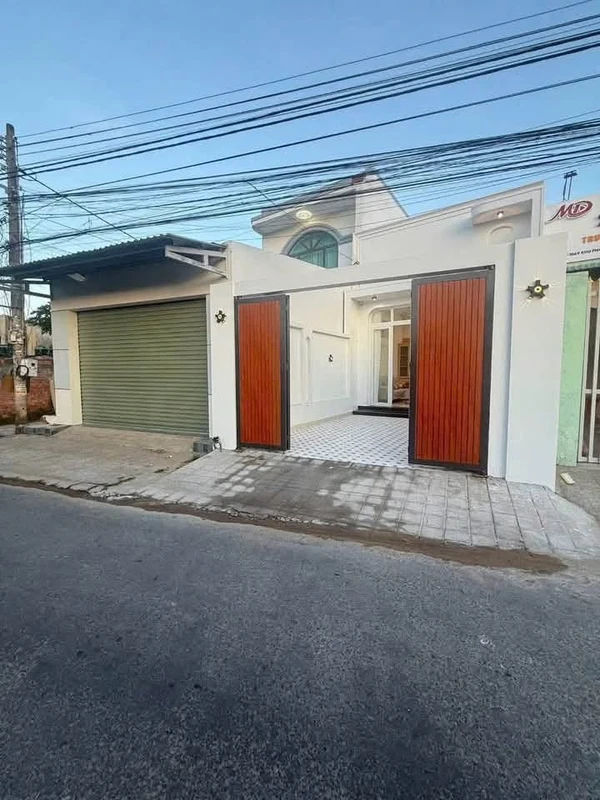 Nhà mặt tiền Lộ Thống Nhất, Bến Tre, 119m², full nội thất, 2.29 tỷ