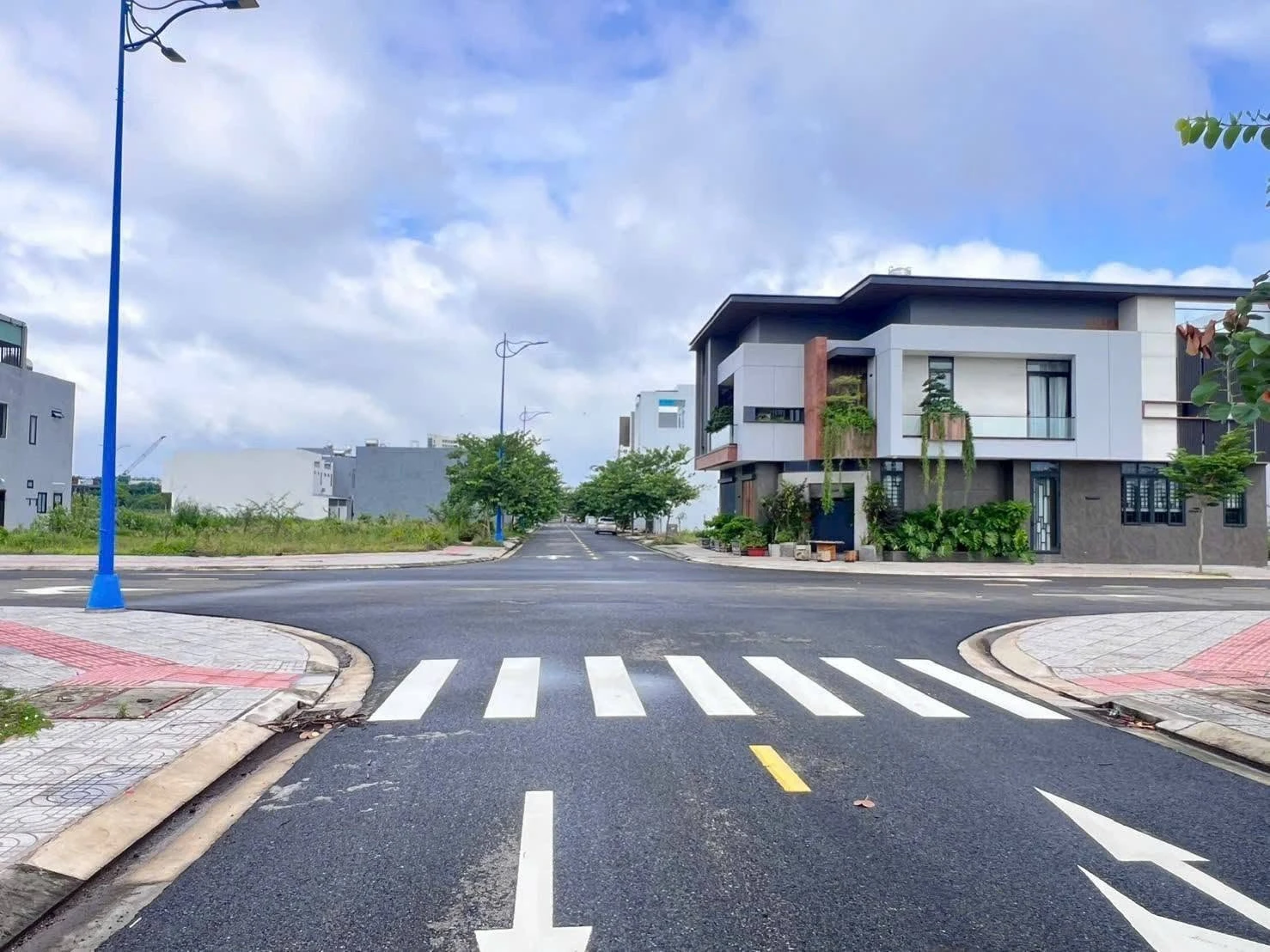 Bán lô đất 100m2 khu tái định cư Hòa Long, TP. Bà Rịa, giá 2,15 tỷ - Ảnh 1