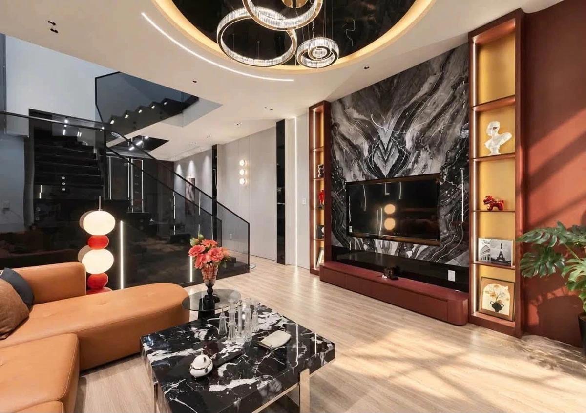 Bán nhà phố 3 tầng mặt tiền 66m2 full nội thất, Hòa Cường, Hải Châu, Đà Nẵng - Ảnh thu nhỏ 2