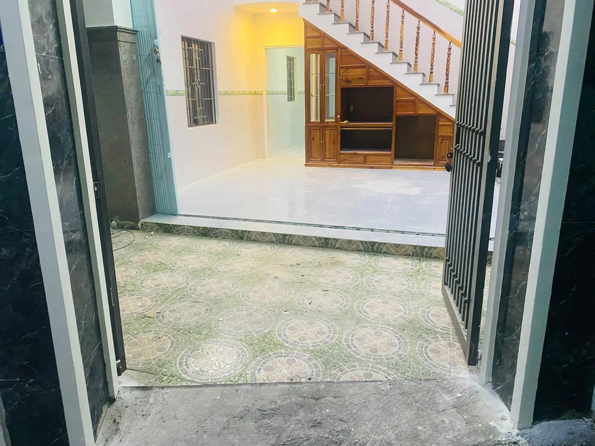 Bán nhà hẻm rộng 66,8m² 2PN 2WC giá 2,4 tỷ tại 85 Hoàng Văn Thụ, Quy Nhơn - Ảnh 1