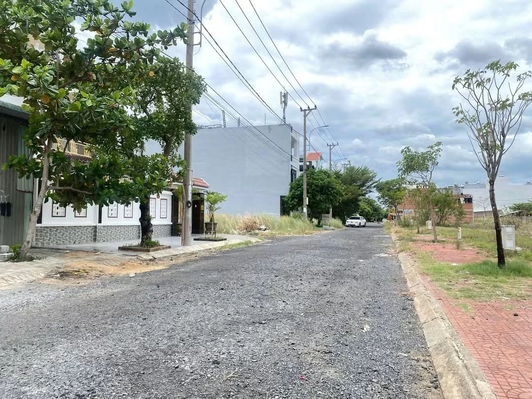 Bán lô đất biệt thự 260m2 Hà Huy Tập, Bình Kiến - Ảnh 1