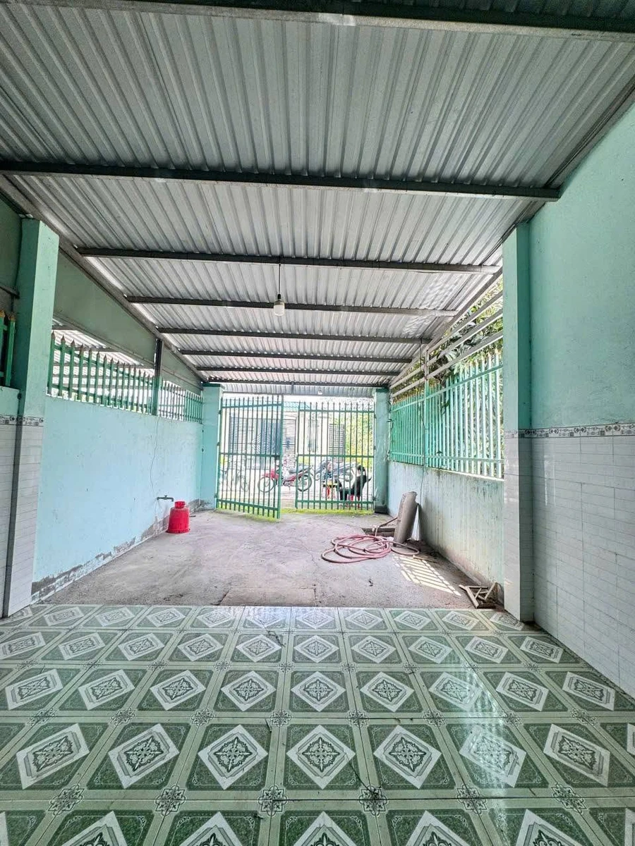 Bán nhà bê tông 121m² gần TT Đức Hoà, Long An - Ảnh thu nhỏ 3