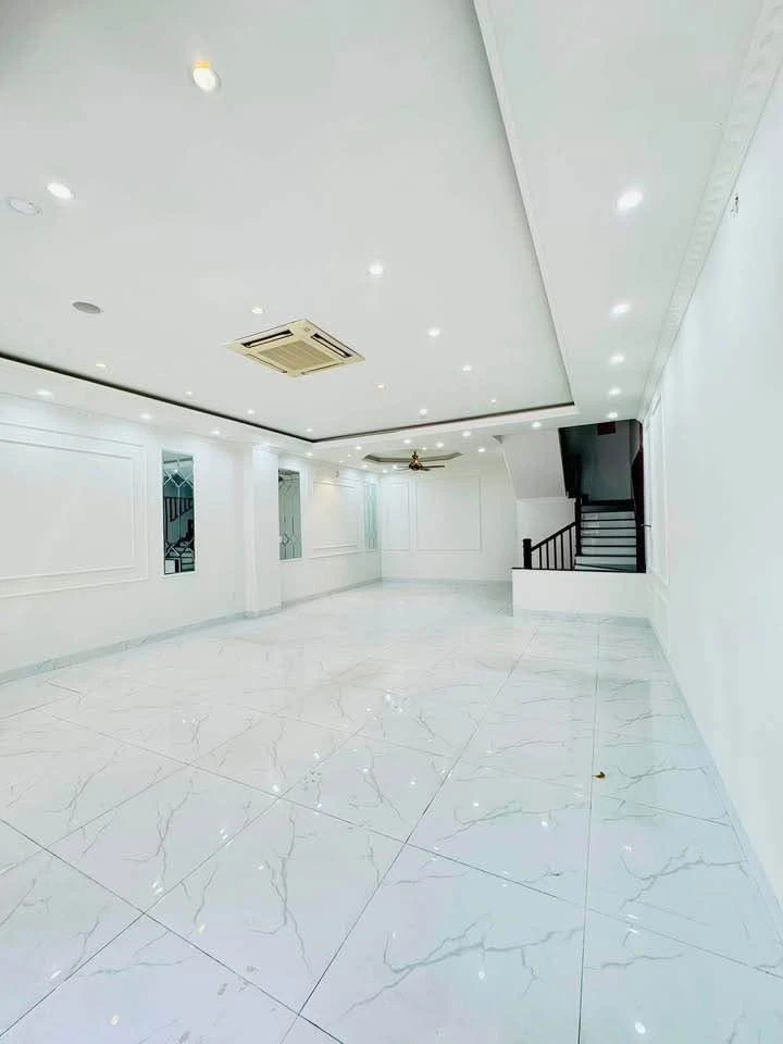 Bán shophouse Vincom Thanh Hóa 80,5m² mặt tiền 6,5m, 12 tỷ - Ảnh 1