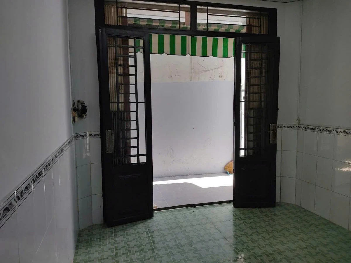 Bán nhà 1 trệt 1 lầu 56m² Bình Chánh 750 triệu - Ảnh thu nhỏ 3