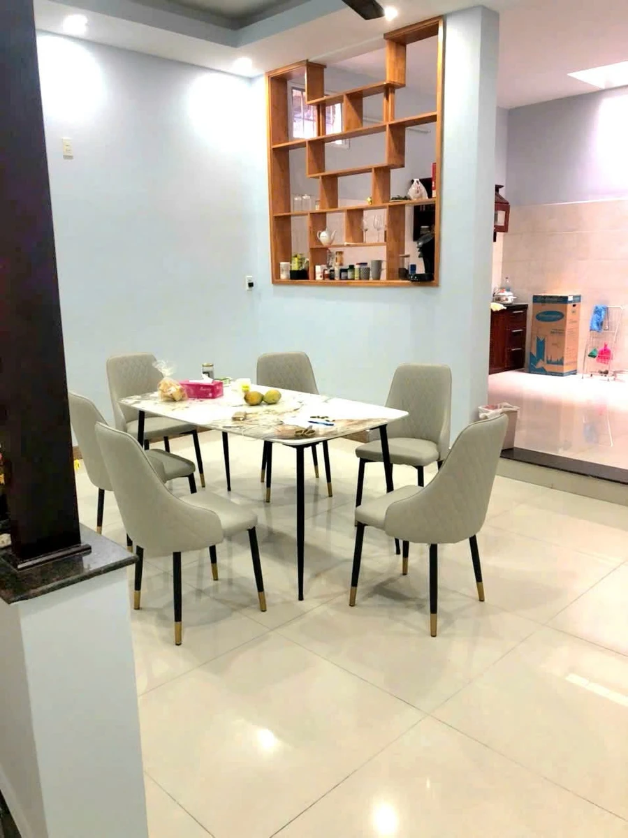 Nhà phố hẻm 2/4 ngang 5,8m, 108,9m², 3PN full nội thất, 7,5 tỷ - Ảnh thu nhỏ 3