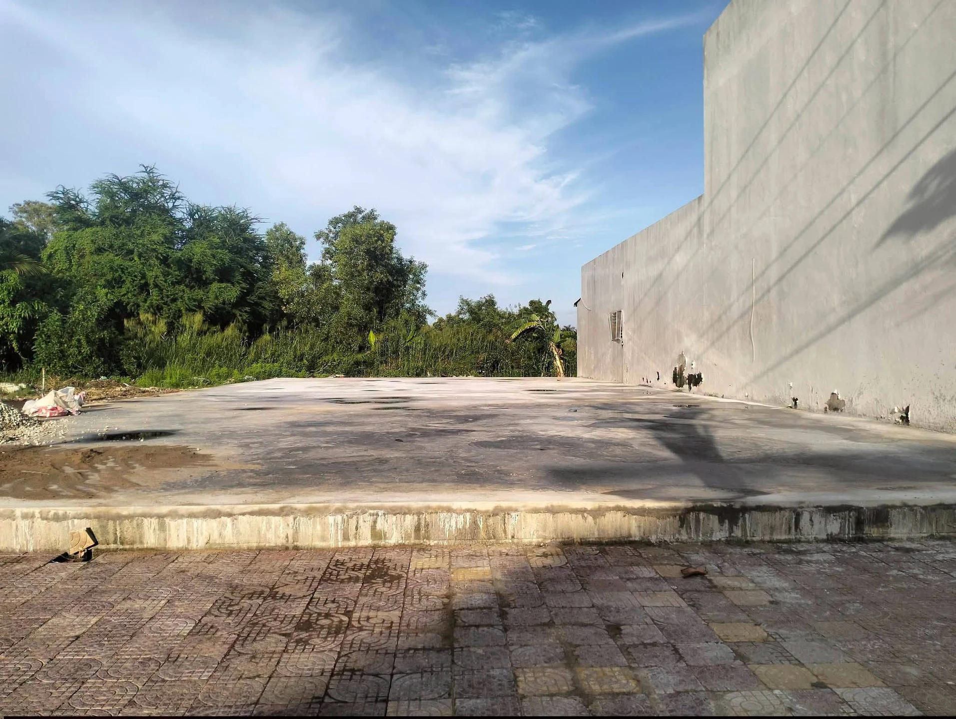 Cho thuê mặt bằng góc 360m2 Ninh Bình - Trương Hán Siêu - Ảnh 1