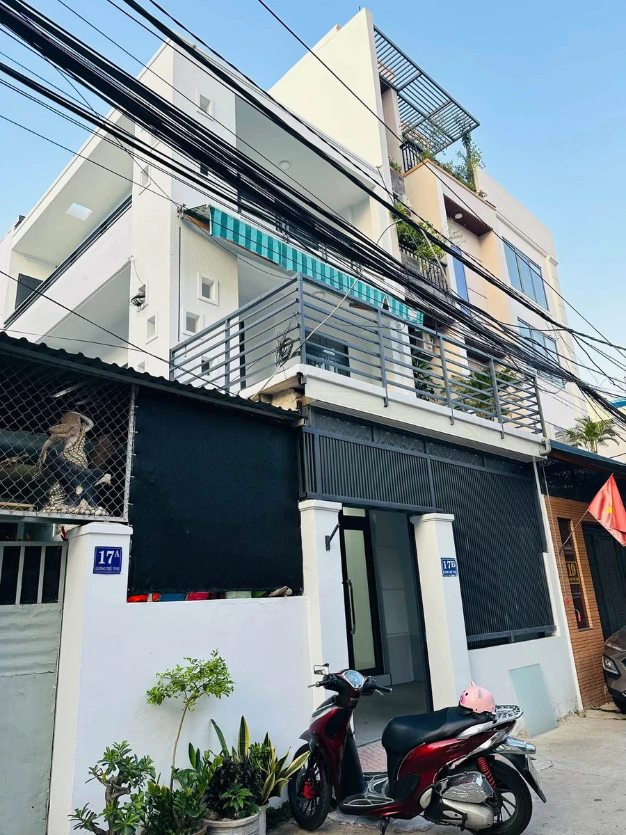 Bán nhà 3 tầng mặt tiền Lương Thế Vinh Nha Trang 65.8m2 7 tỷ - Ảnh thu nhỏ 2