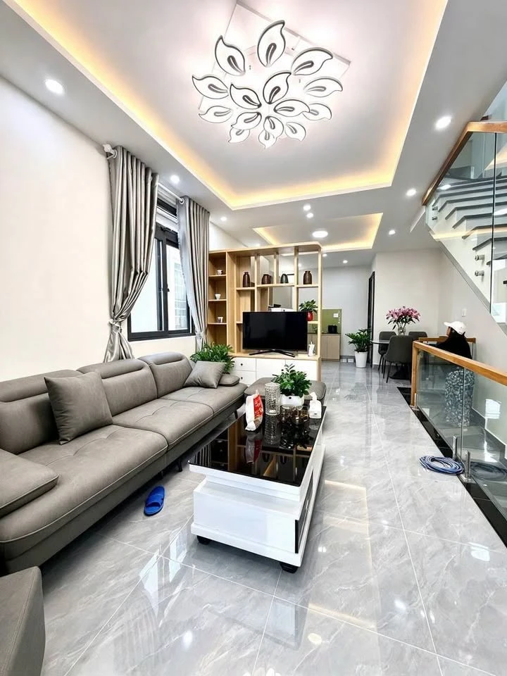 Bán nhà Cao Thắng, Đà Lạt, 4PN, 70m2, 4,55 tỷ - Ảnh 1