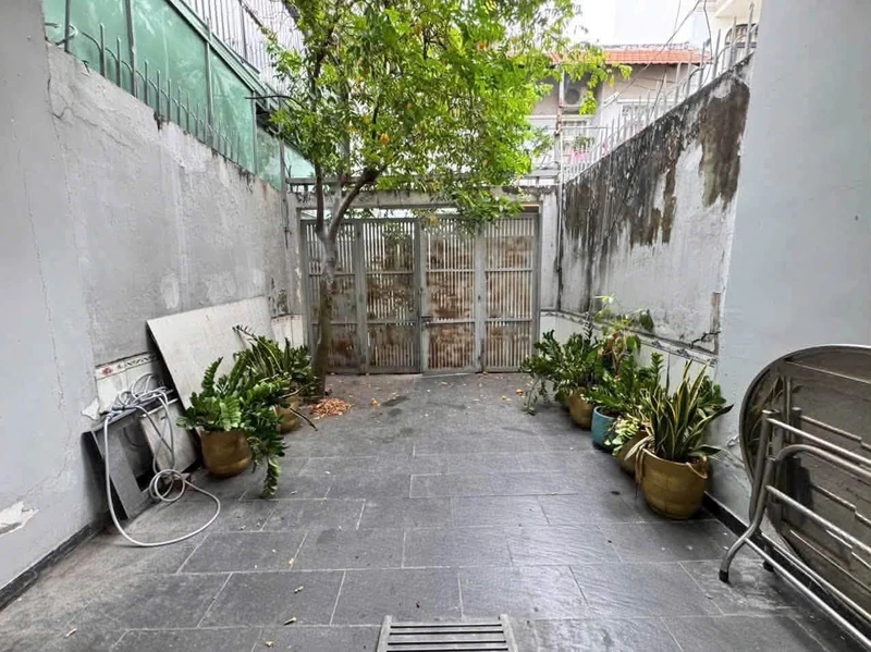 Bán nhà trệt lầu 100m2, 3PN, hẻm 4m đường 22 Linh Đông, Thủ Đức, giá 7,15 tỷ