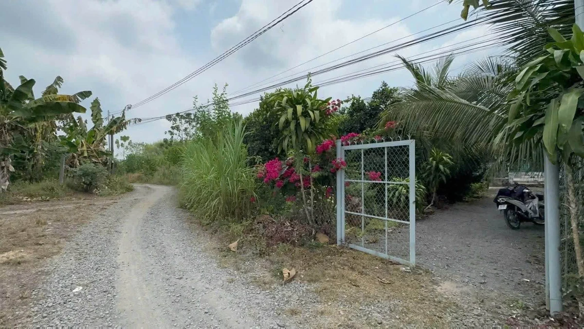 Bán nhà vườn 2.049m² trái cây Xã Phú Vinh, Đồng Nai - Ảnh 1