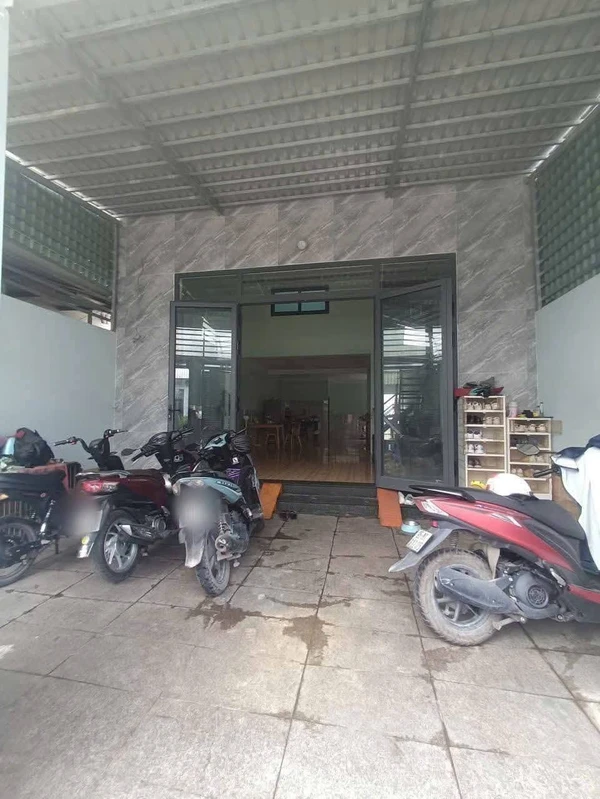 Cho thuê nhà 6x20m Cầu Xây 2, Tân Phú, Quận 9 - 9tr/tháng