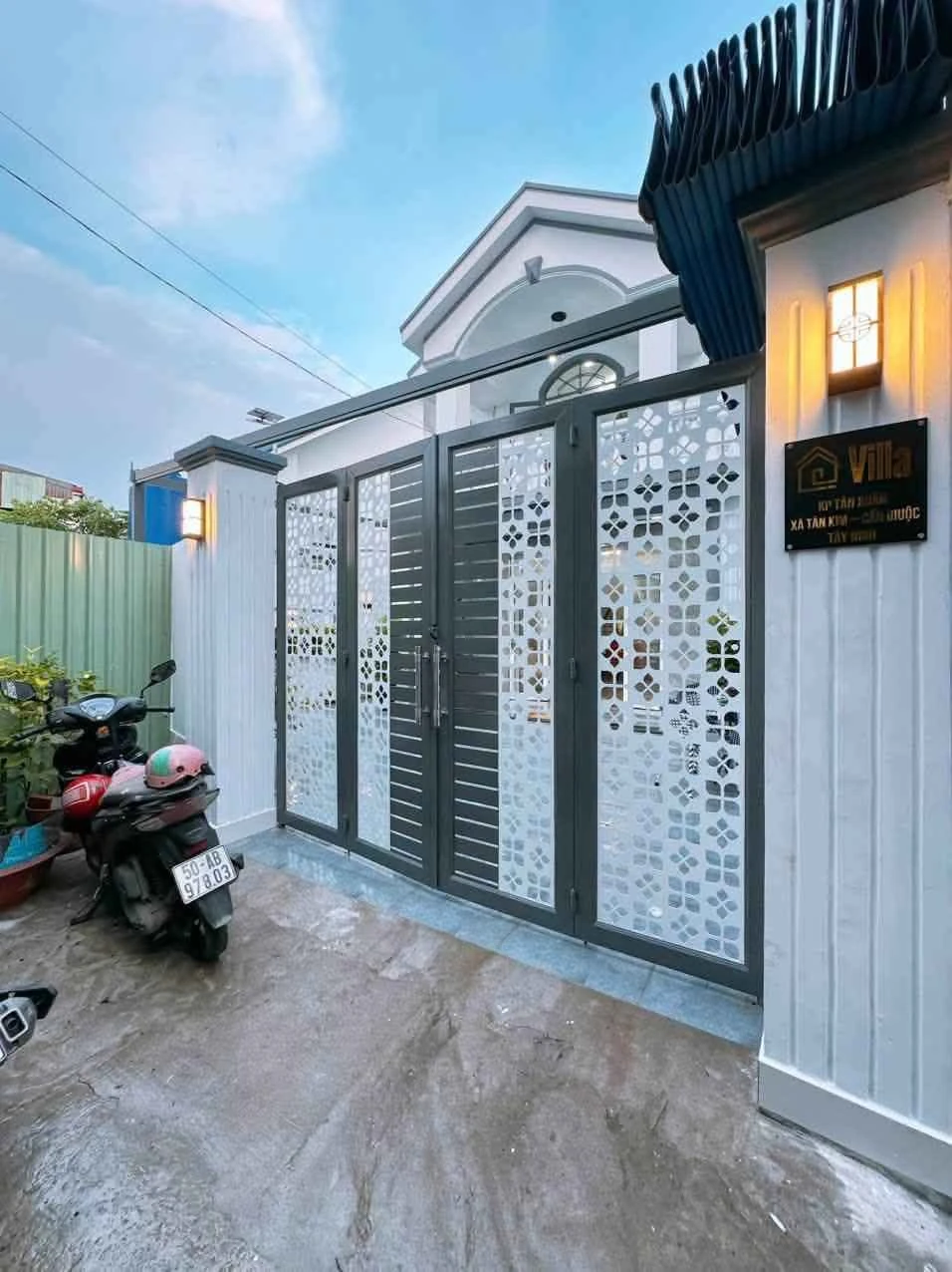 Bán villa 6.9x18m 1 trệt 1 lầu 3PN gần ngã ba Tân Kim, Bình Chánh - Ảnh 1