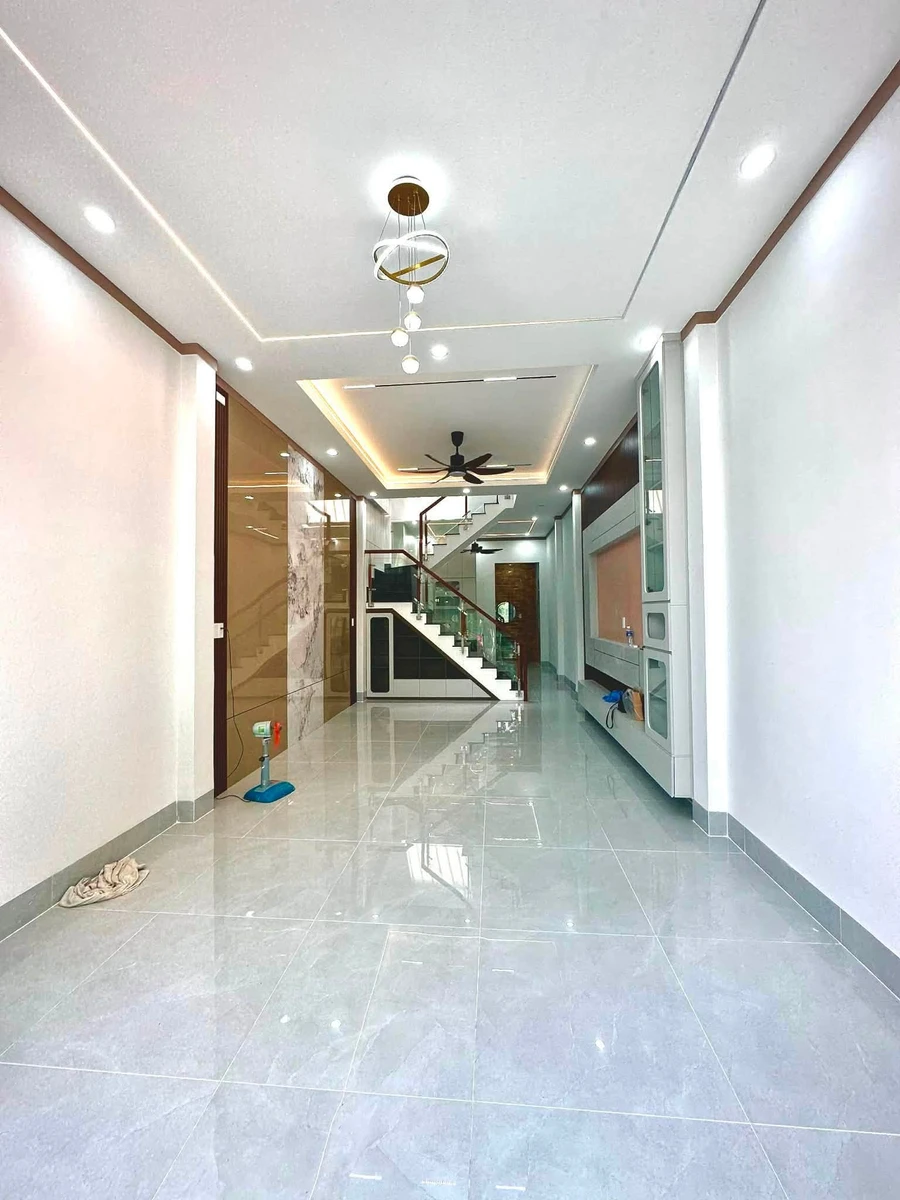 Bán nhà đẹp 1 lầu gác chọn nhở 60m² Q1, TP.HCM - Ảnh thu nhỏ 3